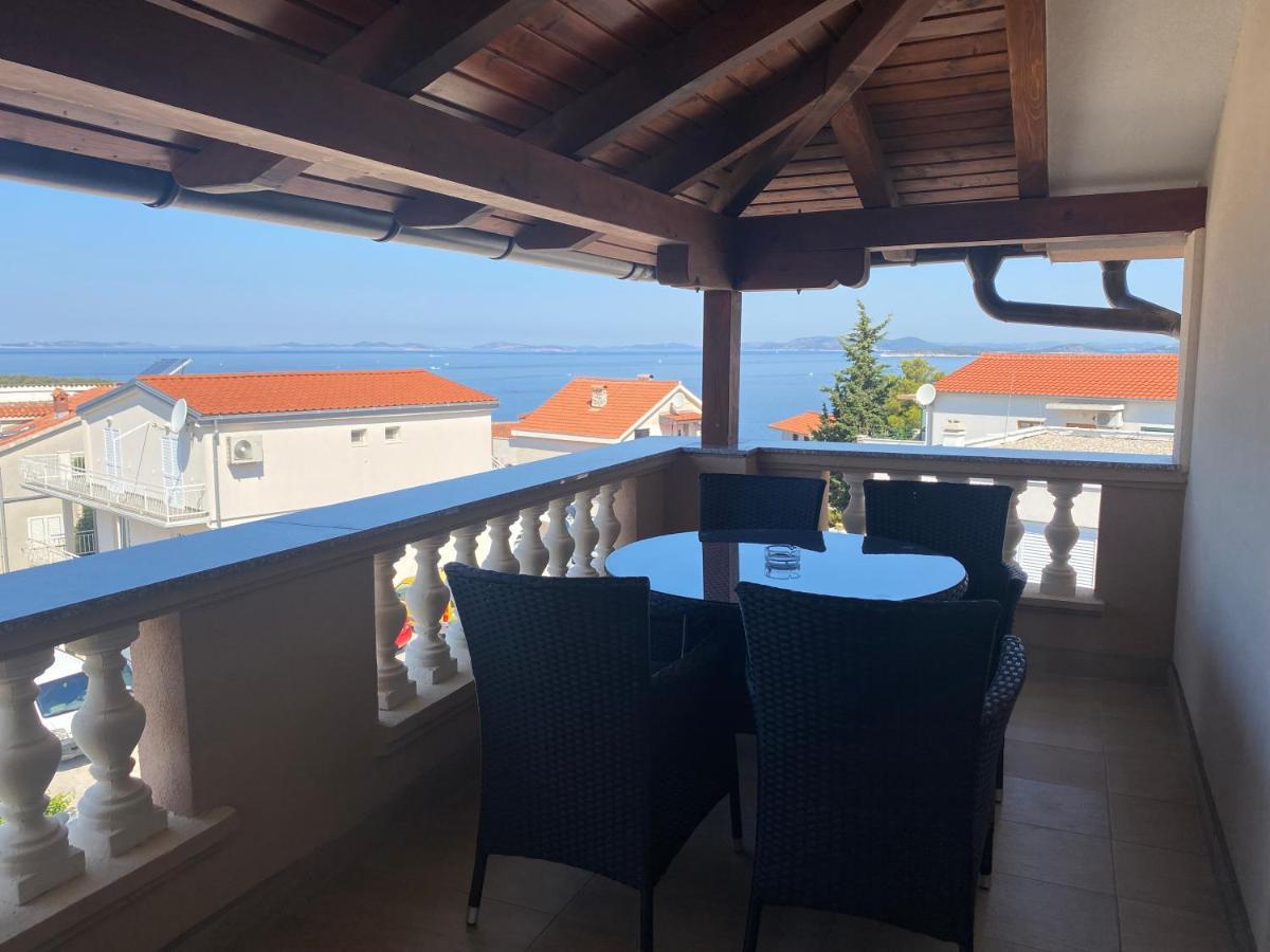 Apartmani Vera Primošten Exterior foto